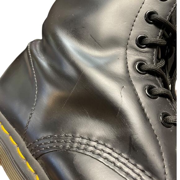 Dr. Martens 1460 8-Eye Nappa Boot Black size 9 Women's - Picture 6 of 7